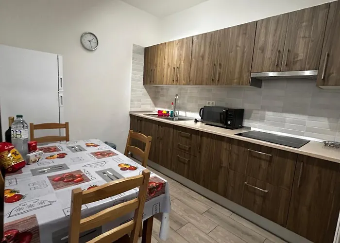 بيت للعطل Casa Vacacional Nona